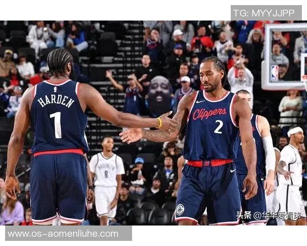 2015年NBA季前赛快船对阵黄蜂精彩回顾与赛后分析 2015年NBA季前赛快船对阵黄蜂精彩回顾与赛后分析