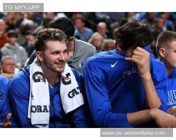 季后赛激战回顾太阳与开拓者的巅峰对决与精彩瞬间分析